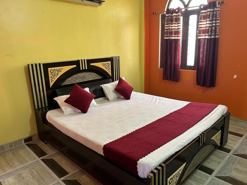 Hotel Shyam Inn Buxar Ngoại thất bức ảnh